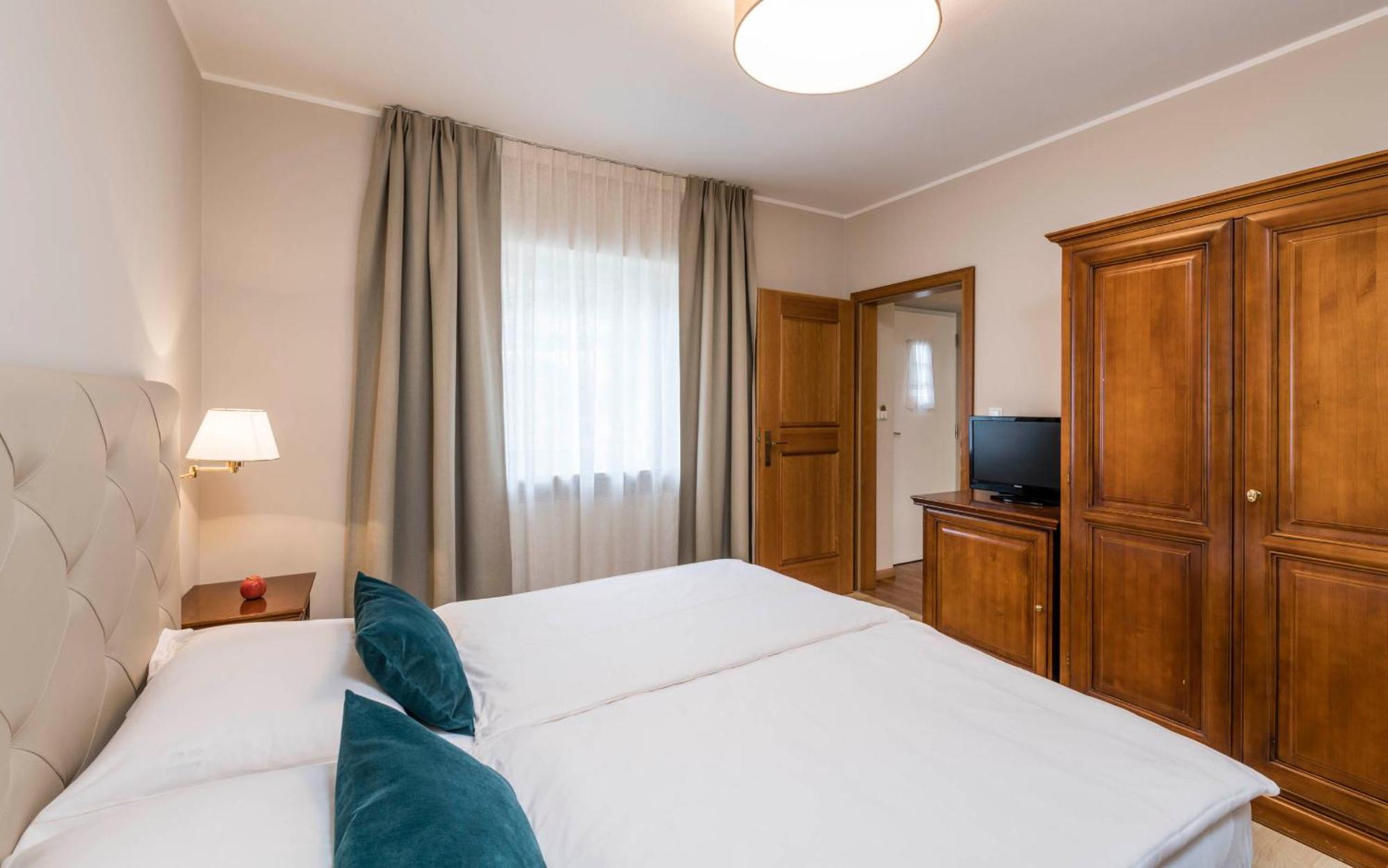 Hotel Foerstlerhof Postal / Burgstall Bagian luar foto