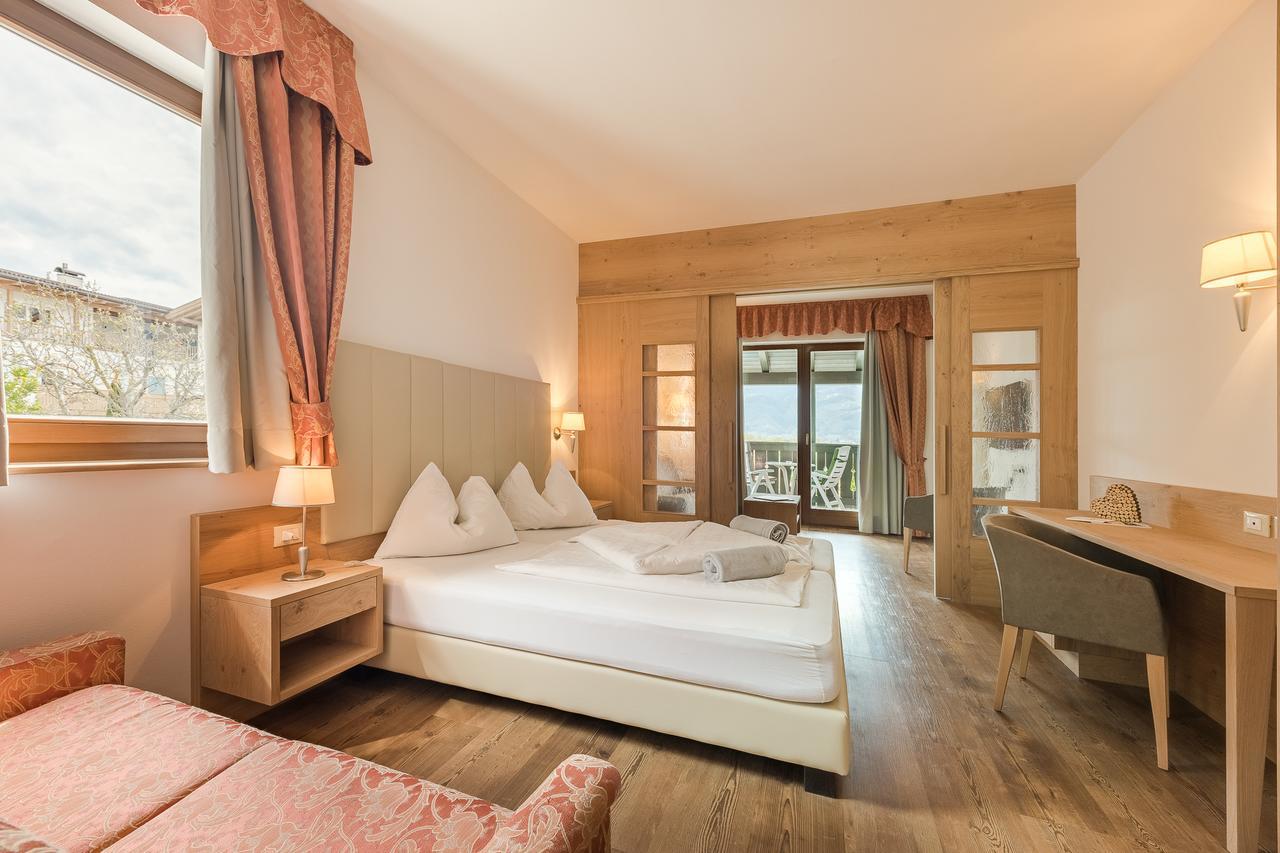 Hotel Foerstlerhof Postal / Burgstall Bagian luar foto
